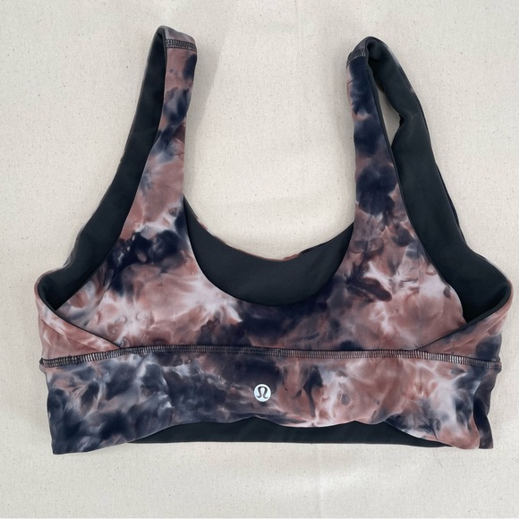 Lululemon Align Reversible sports bra. Size 10 - Picture 5 of 7